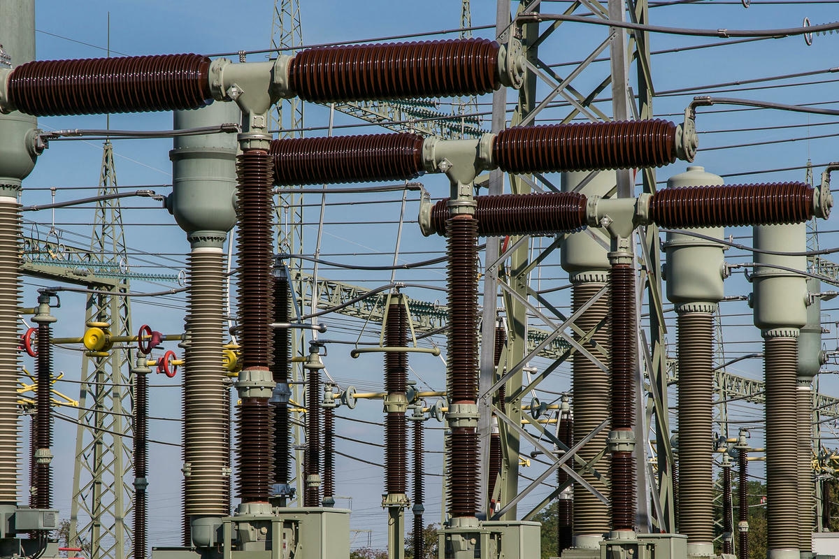 Power distribution substation for industrial zone